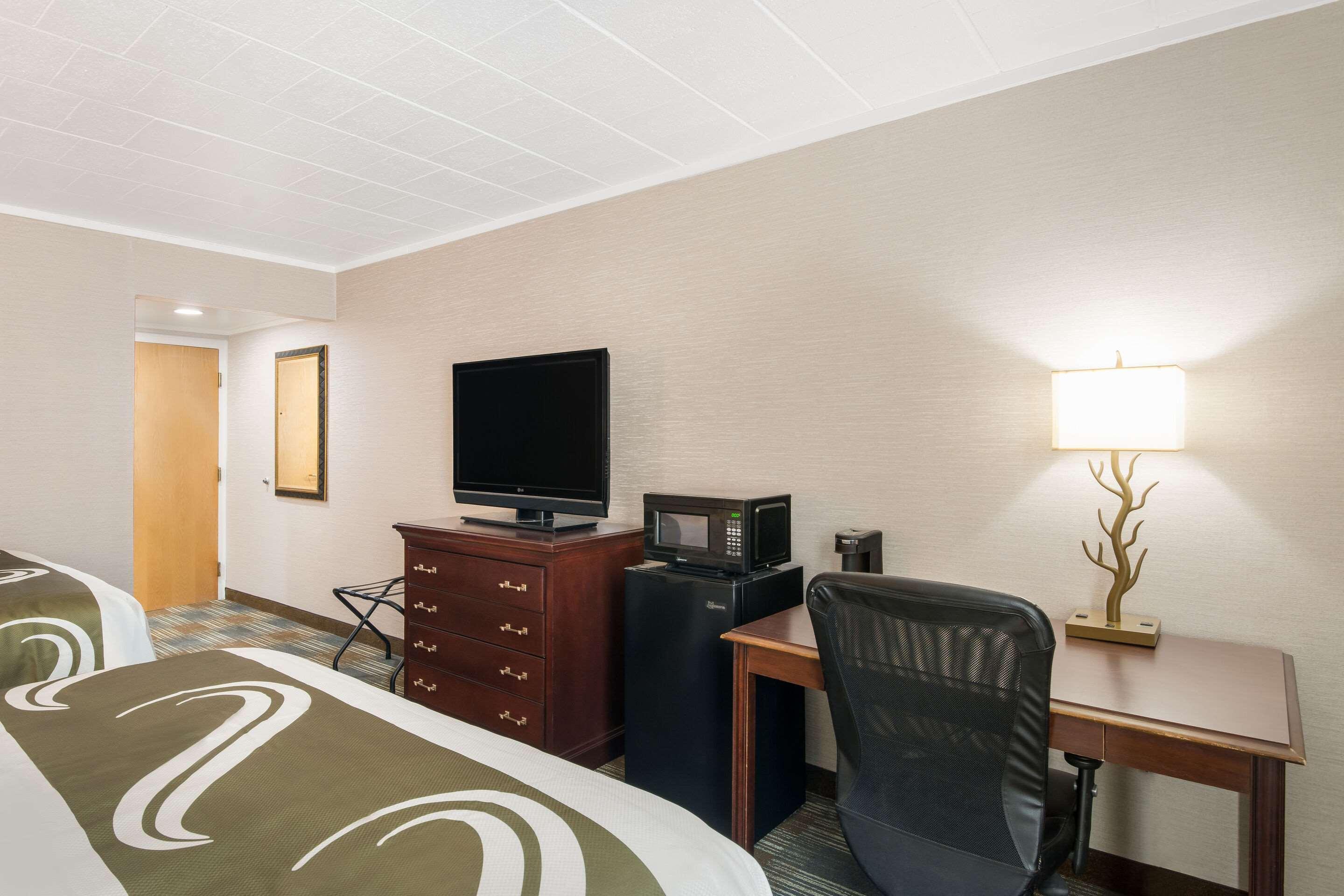 Days Inn Bath Hammondsport Exterior photo