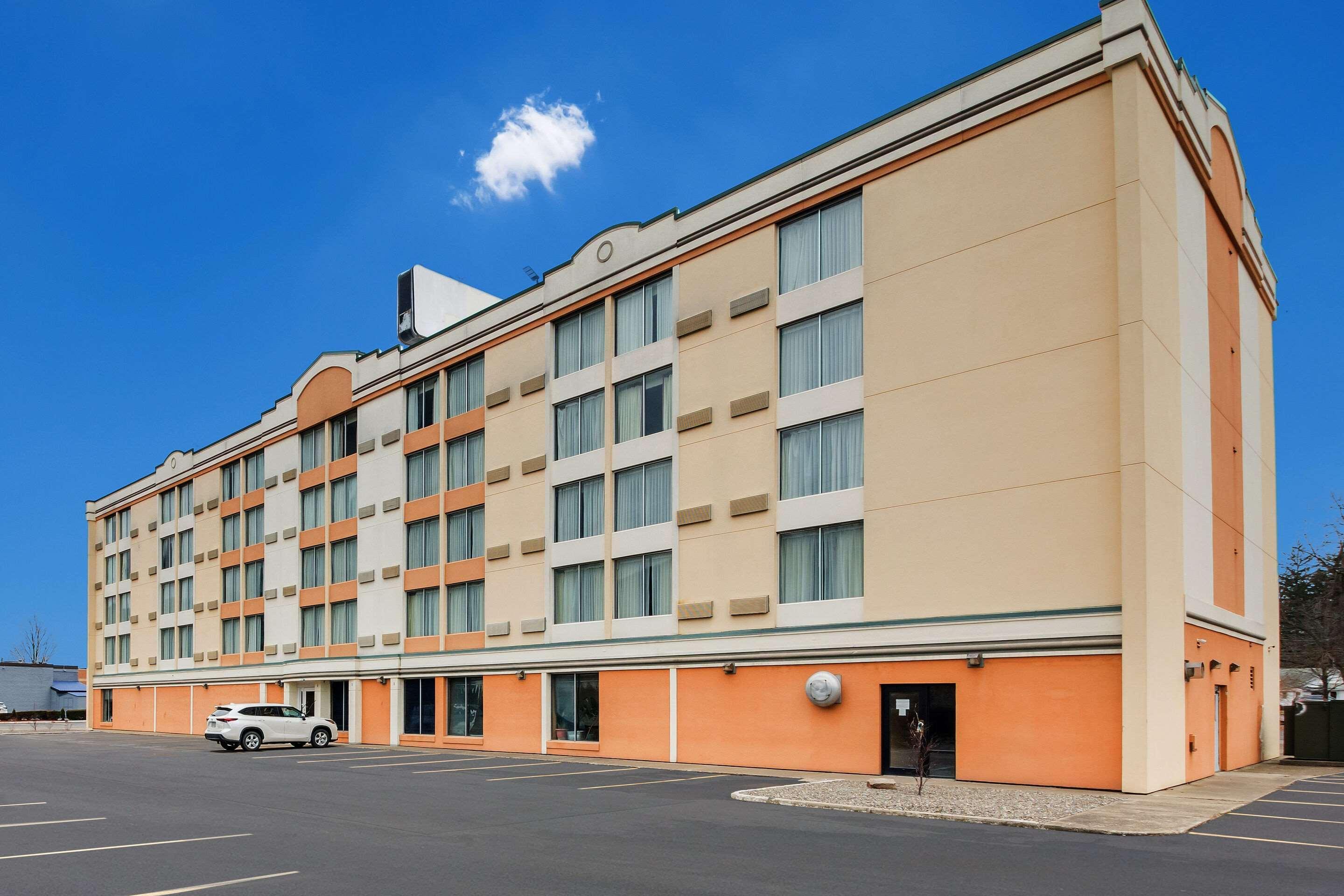 Days Inn Bath Hammondsport Exterior photo