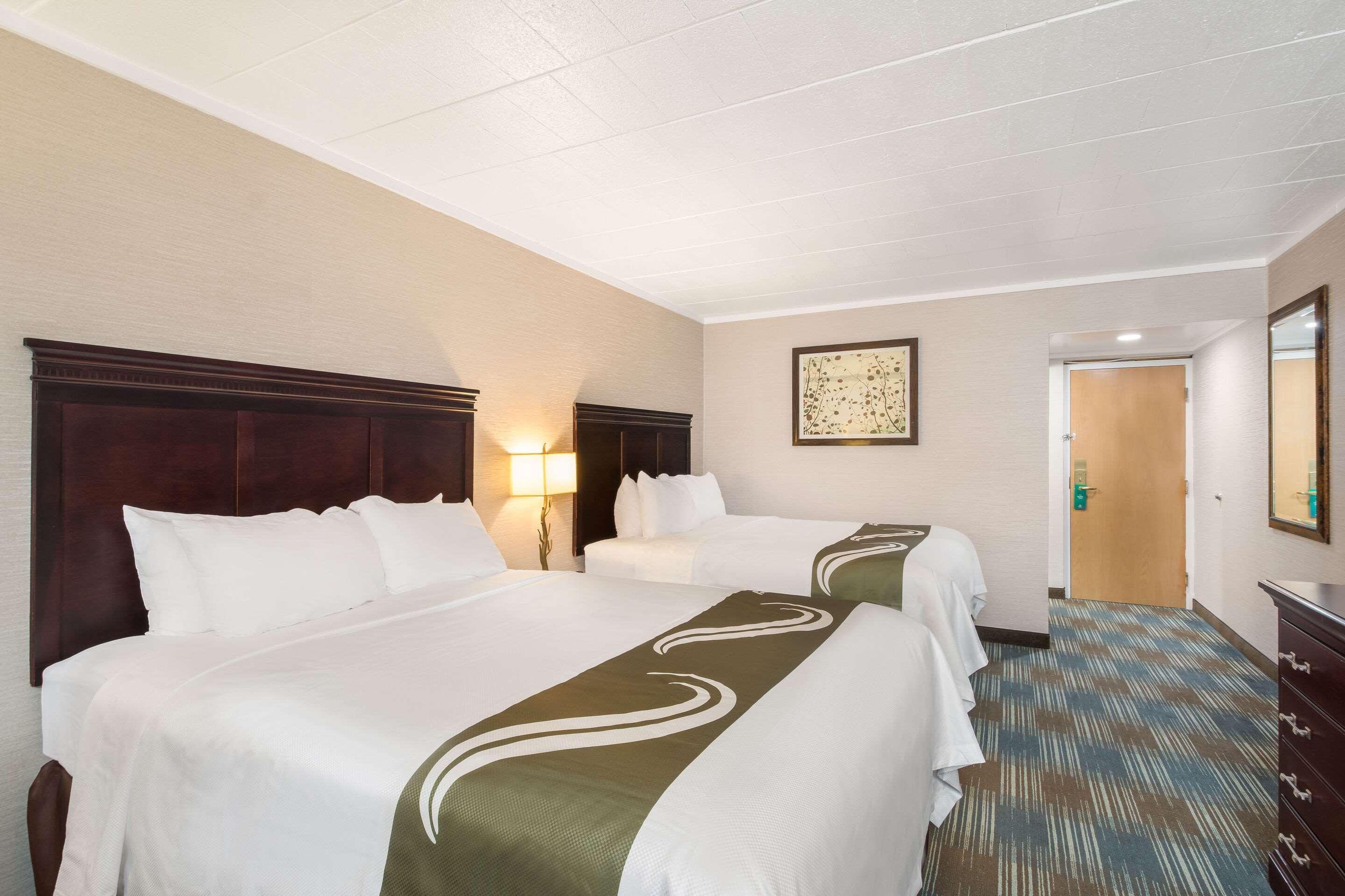 Days Inn Bath Hammondsport Exterior photo